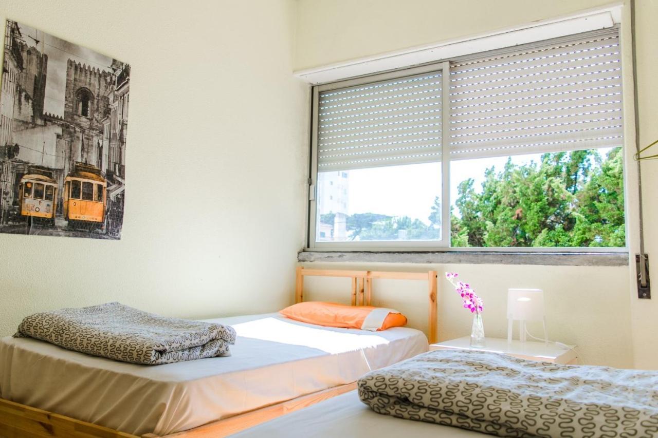 Terrace Beach House Bed & Breakfast Carcavelos  Rom bilde
